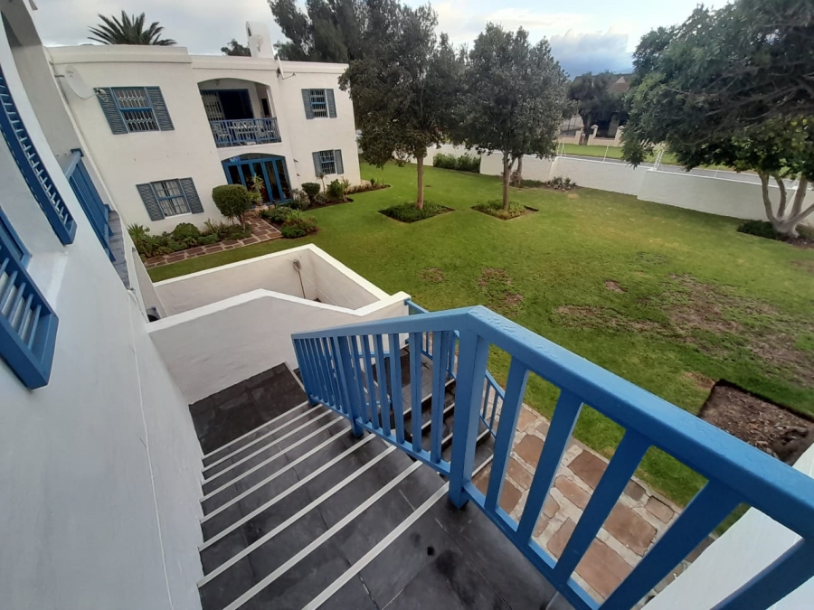 To Let 2 Bedroom Property for Rent in Dobson Western Cape